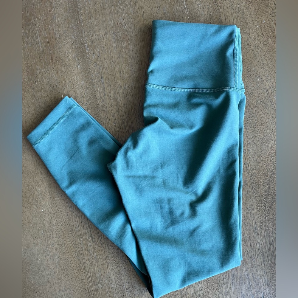 NWOT Lululemon Align Sage Green Leggings